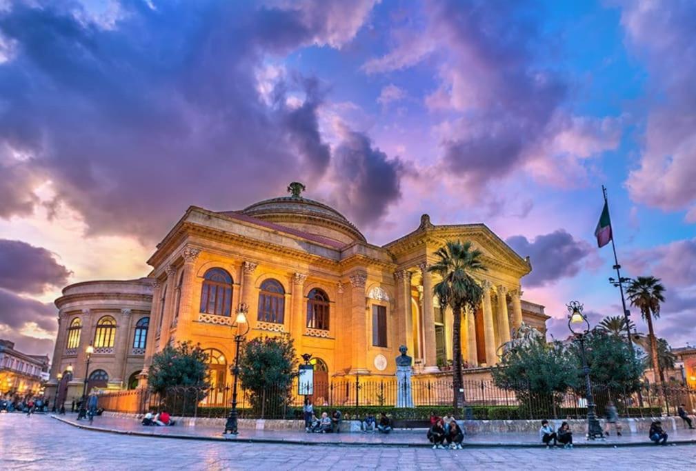 Merlo House - Inside The Historical Center Palermo Buitenkant foto